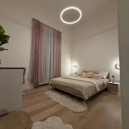Apartman Alibi Loft Old Town Mmm