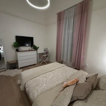 Alibi Loft Old Town Mmm Apartman Kassa