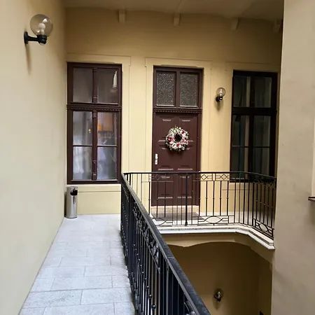 Apartman Alibi Loft Old Town Mmm Kassa